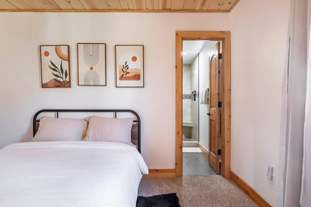 Modern Family Mins To Lake, Slopes & Hikes Chalet Big Bear City