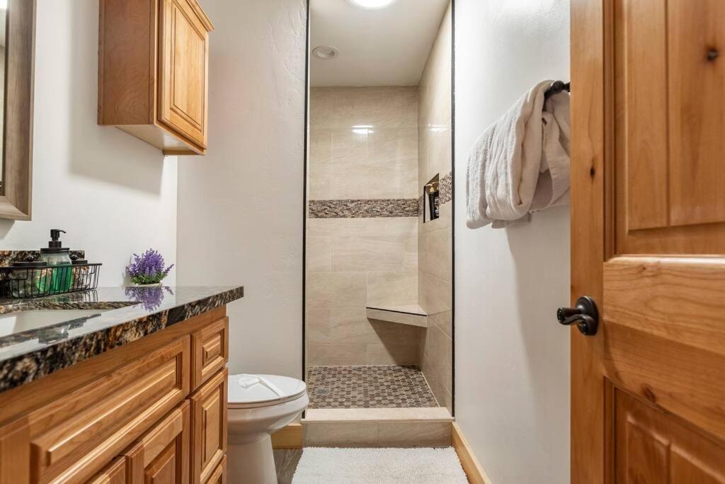 Modern Family Mins To Lake, Slopes & Hikes Big Bear City