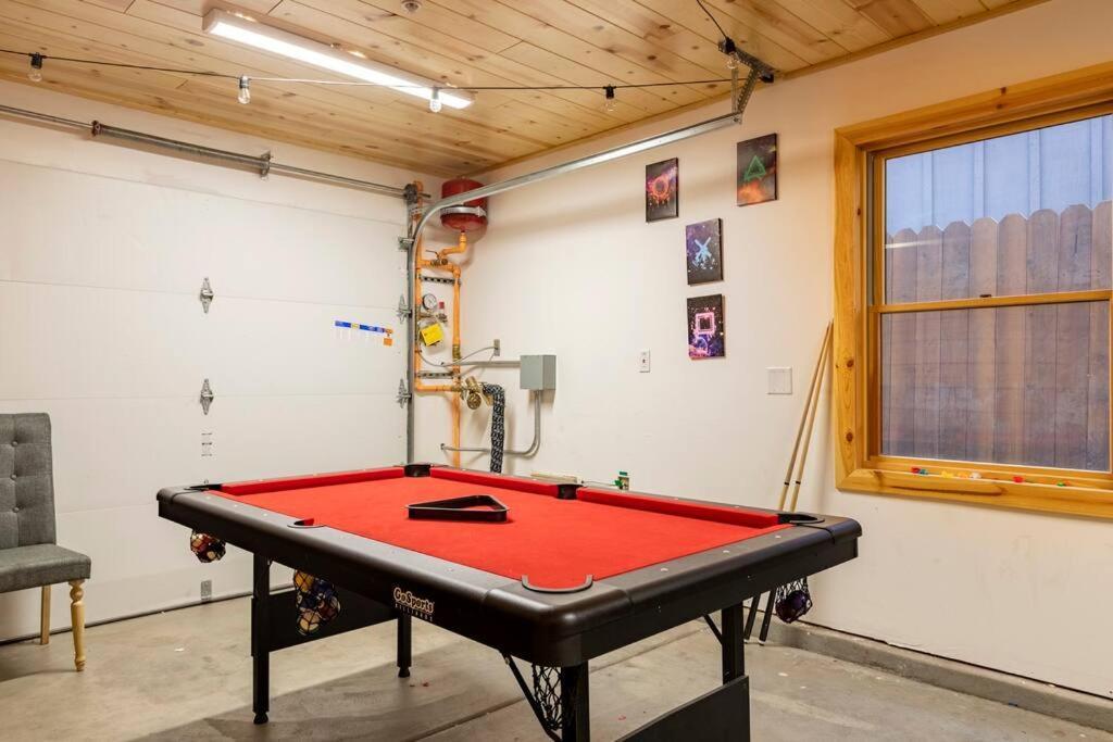 Modern Family Mins To Lake, Slopes & Hikes * Big Bear City