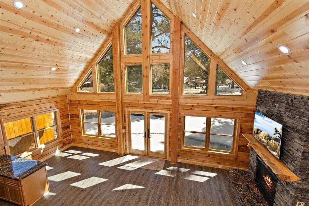 Chalet Modern Family Mins To Lake, Slopes & Hikes Big Bear City