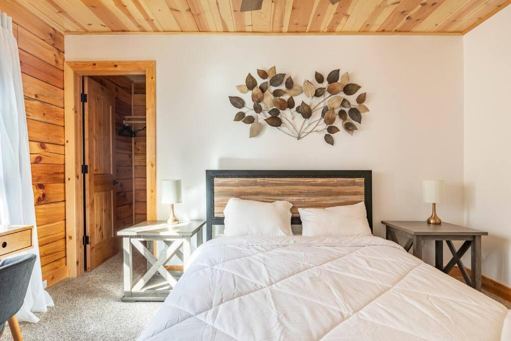 Chalet Modern Family Mins To Lake, Slopes & Hikes Big Bear City